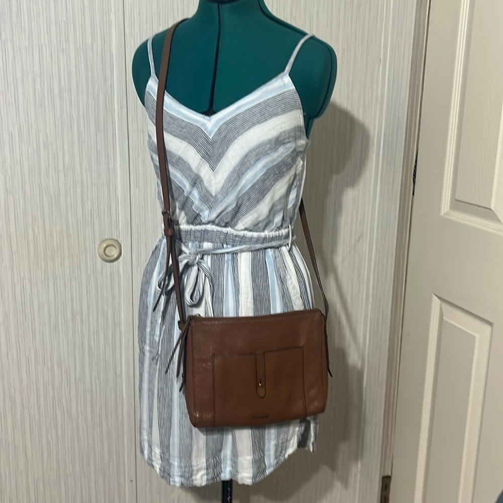 Fossil Cowhide Leather Crossbody bag(69B)
